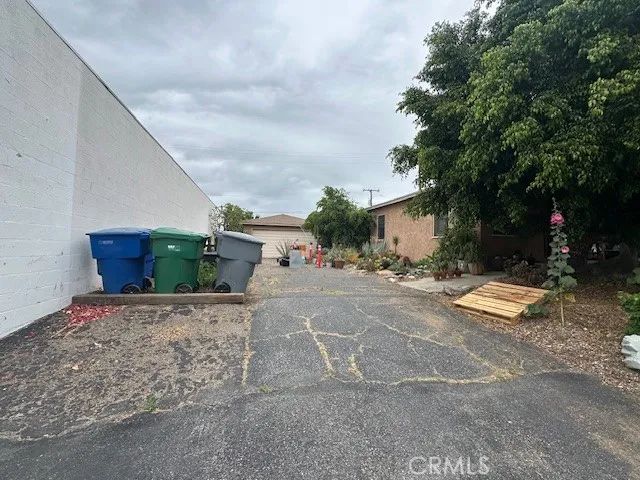 501 W Lambert, La Habra, CA 90631