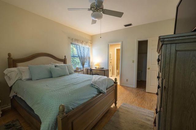 10195 Greentrail Drive, Boynton Beach, FL 33436