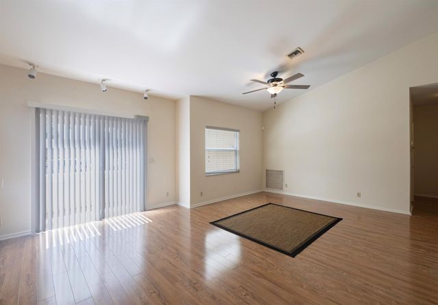 10195 Greentrail Drive, Boynton Beach, FL 33436