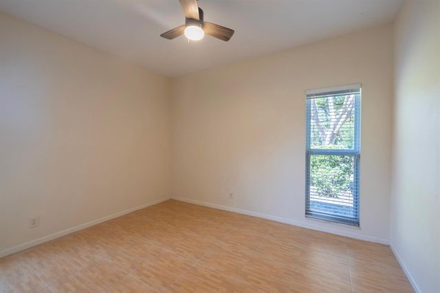 10195 Greentrail Drive, Boynton Beach, FL 33436