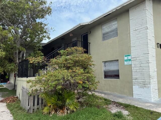 1709 S Federal Highway 6, Lake Worth Beach, FL 33460