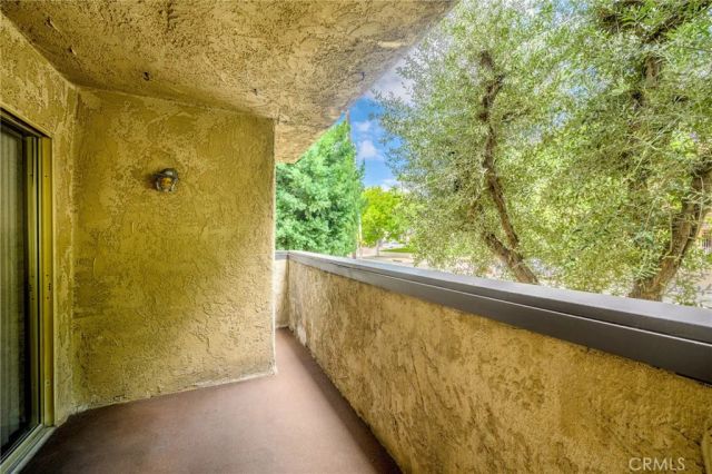 320 E Stocker 107, Glendale, CA 91207