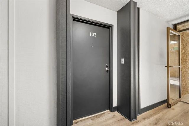 320 E Stocker 107, Glendale, CA 91207