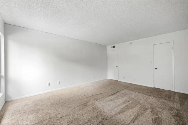320 E Stocker 107, Glendale, CA 91207