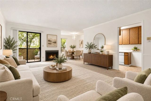 320 E Stocker 107, Glendale, CA 91207