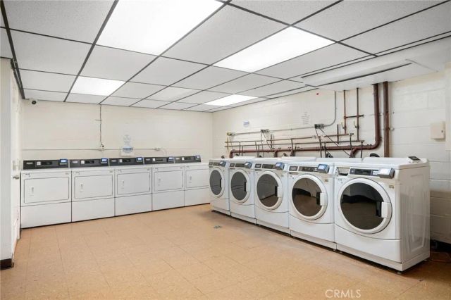 320 E Stocker 107, Glendale, CA 91207