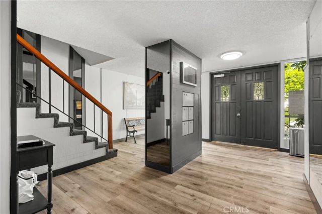 320 E Stocker 107, Glendale, CA 91207
