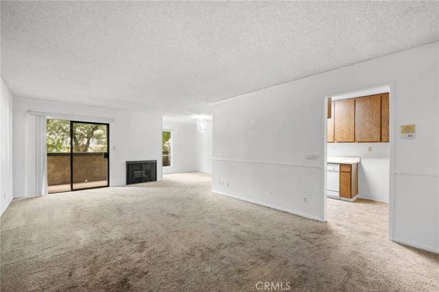 320 E Stocker 107, Glendale, CA 91207