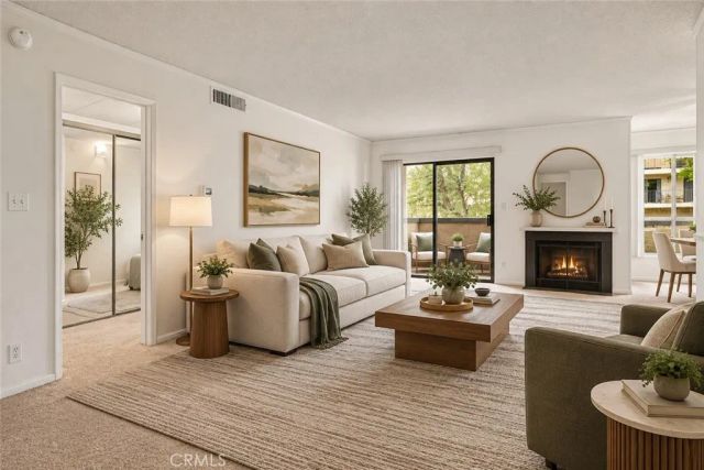 320 E Stocker 107, Glendale, CA 91207