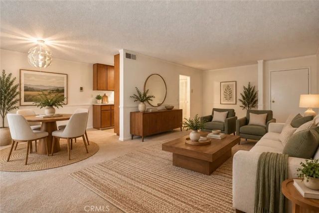 320 E Stocker 107, Glendale, CA 91207