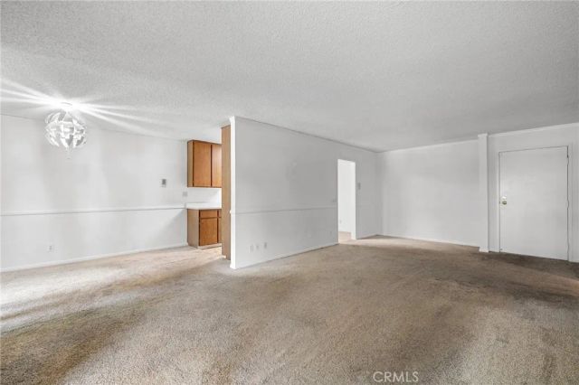 320 E Stocker 107, Glendale, CA 91207