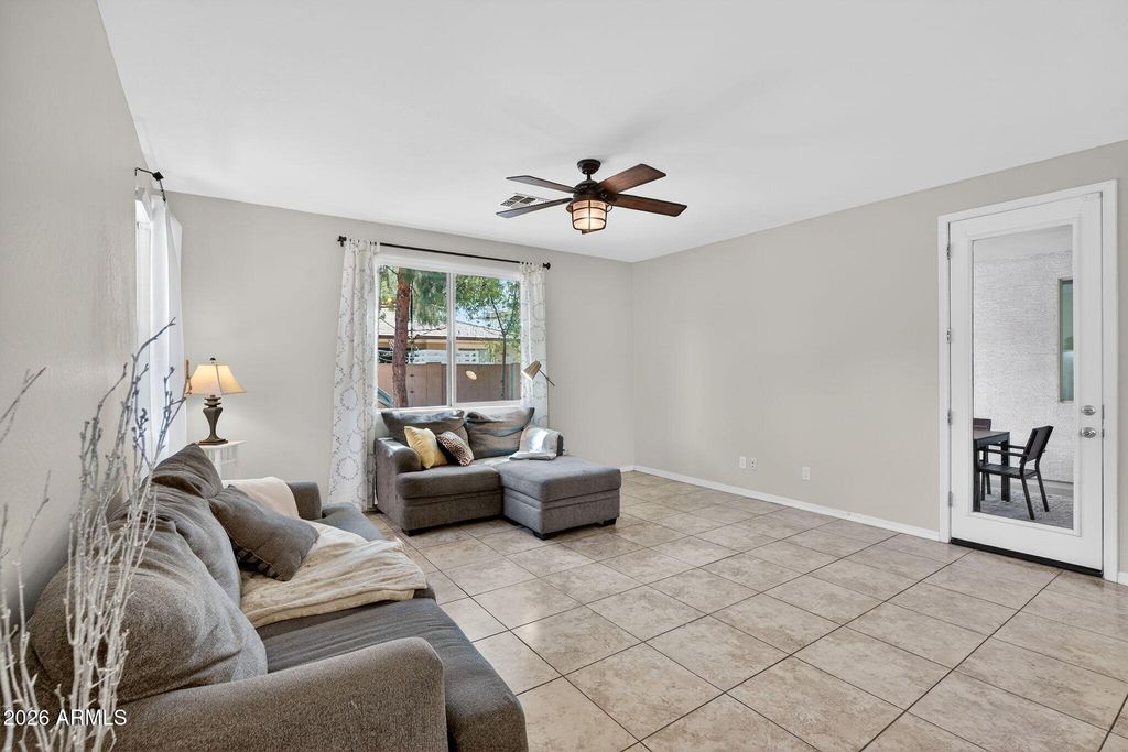 Image 10 of property listing at 3849 E Morrison Ranch Parkway, Gilbert, AZ 85296