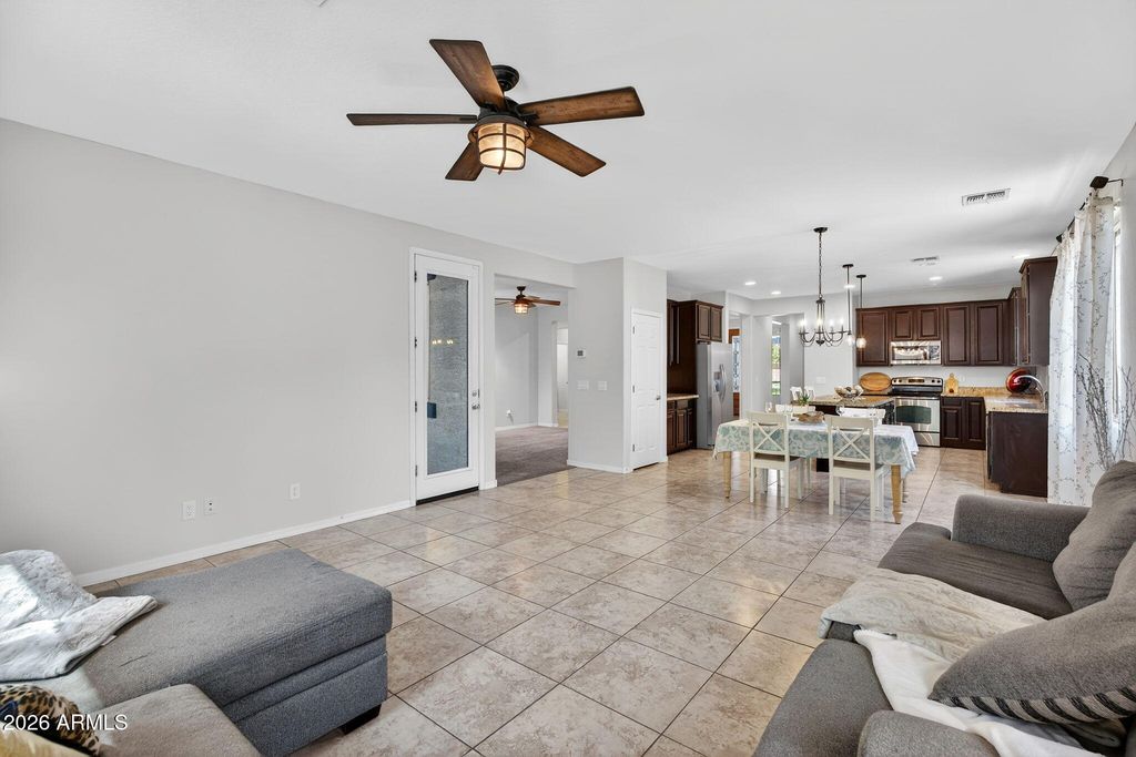 Image 11 of property listing at 3849 E Morrison Ranch Parkway, Gilbert, AZ 85296