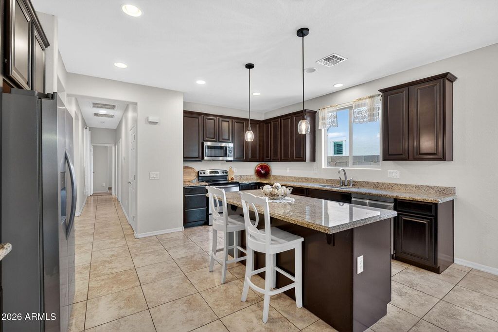 Image 12 of property listing at 3849 E Morrison Ranch Parkway, Gilbert, AZ 85296