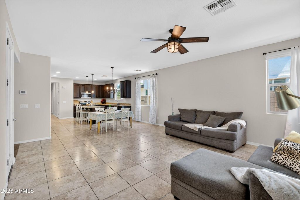 Image 2 of property listing at 3849 E Morrison Ranch Parkway, Gilbert, AZ 85296