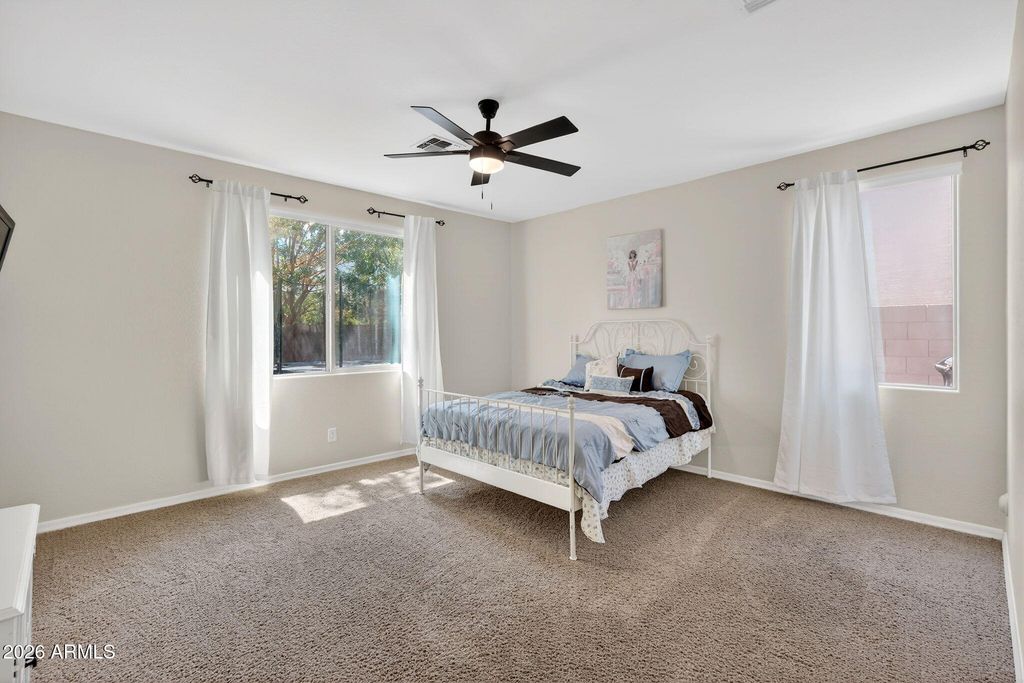 Image 21 of property listing at 3849 E Morrison Ranch Parkway, Gilbert, AZ 85296