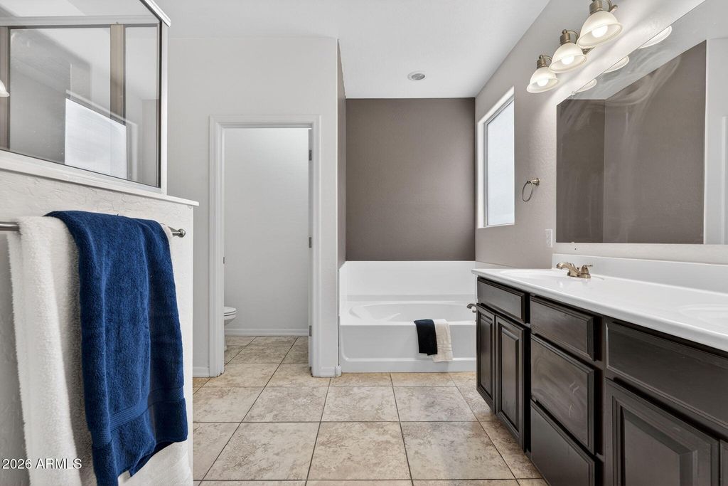 Image 24 of property listing at 3849 E Morrison Ranch Parkway, Gilbert, AZ 85296