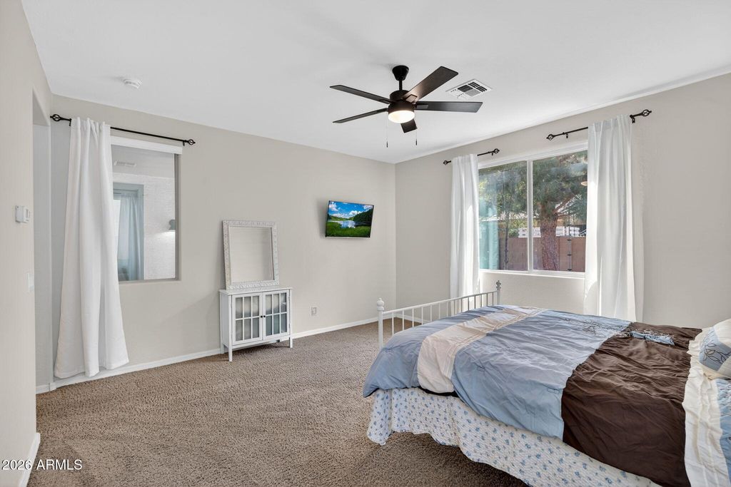 Image 4 of property listing at 3849 E Morrison Ranch Parkway, Gilbert, AZ 85296