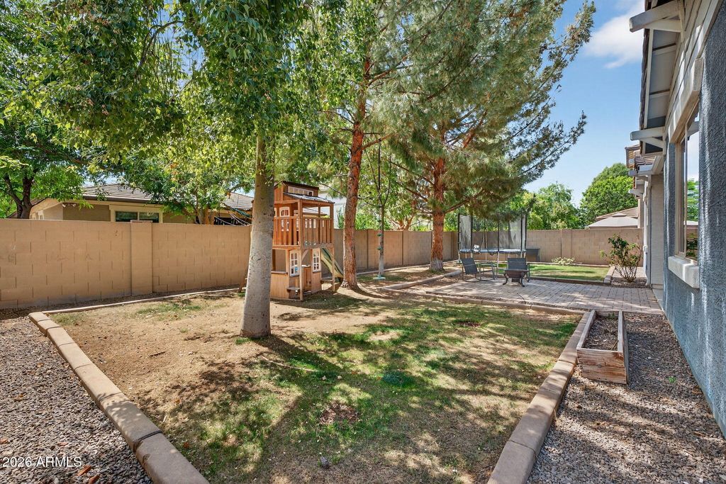 Image 40 of property listing at 3849 E Morrison Ranch Parkway, Gilbert, AZ 85296