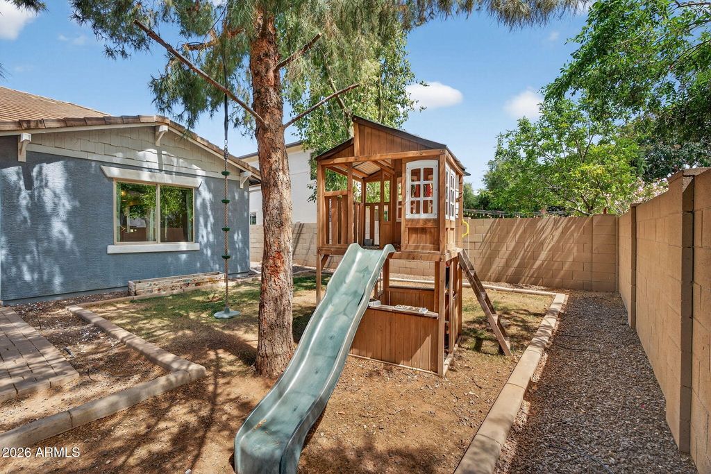 Image 42 of property listing at 3849 E Morrison Ranch Parkway, Gilbert, AZ 85296