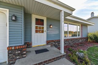 1713 Fox River PARKWAY, Waukesha, WI 53189