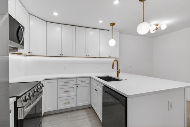 314 Pine Ridge Circle A1, Greenacres, FL 33463