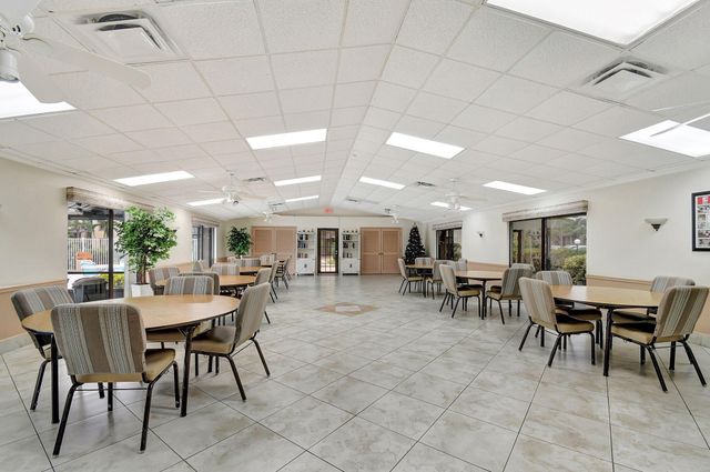 314 Pine Ridge Circle A1, Greenacres, FL 33463