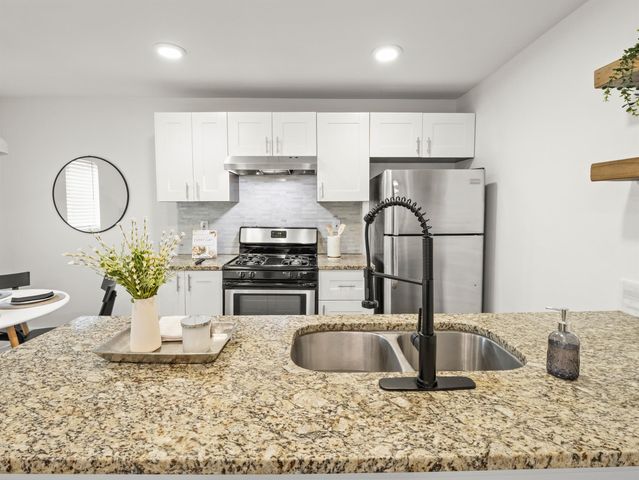 5820 Berkman DR 110, Austin, TX 78723