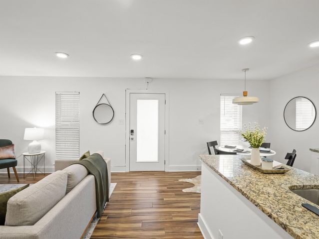 5820 Berkman DR 110, Austin, TX 78723