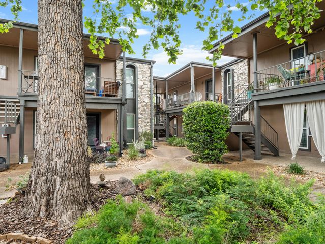 5820 Berkman DR 110, Austin, TX 78723