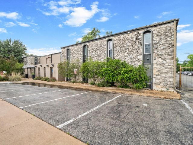 5820 Berkman DR 110, Austin, TX 78723