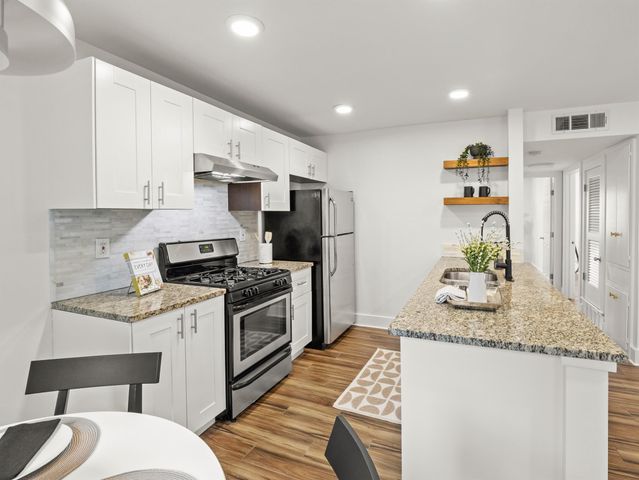 5820 Berkman DR 110, Austin, TX 78723