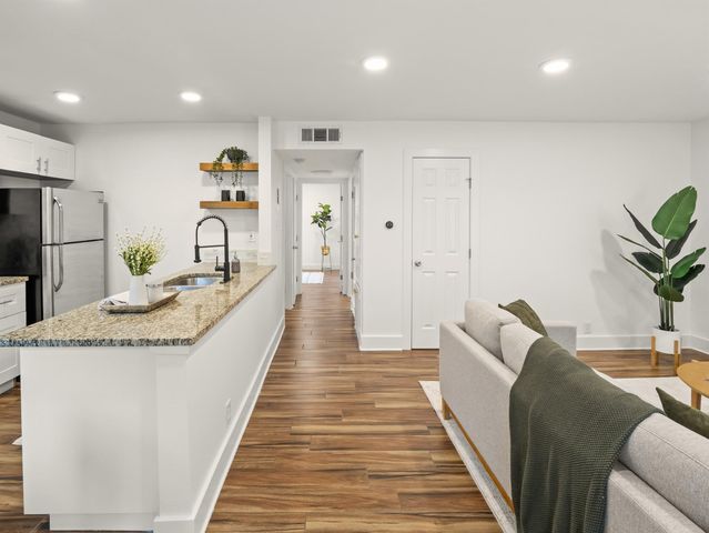 5820 Berkman DR 110, Austin, TX 78723