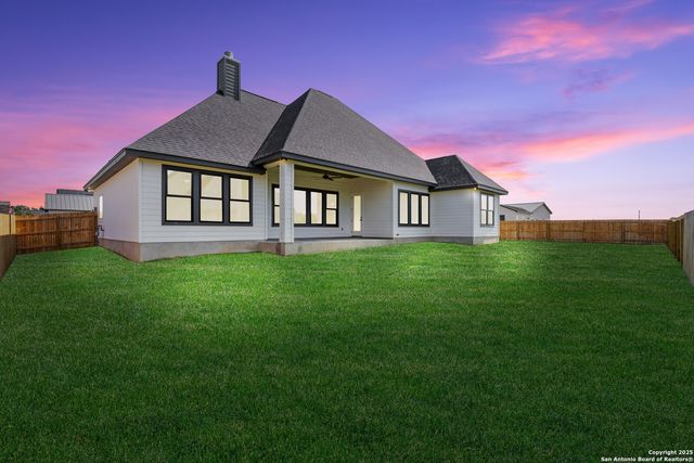 278 Allen Ave, Castroville, TX 78009