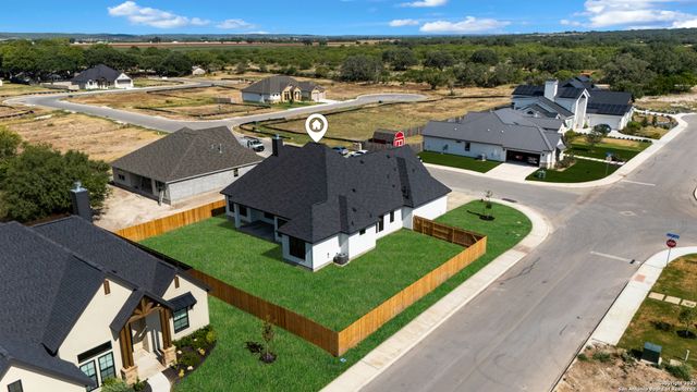 278 Allen Ave, Castroville, TX 78009