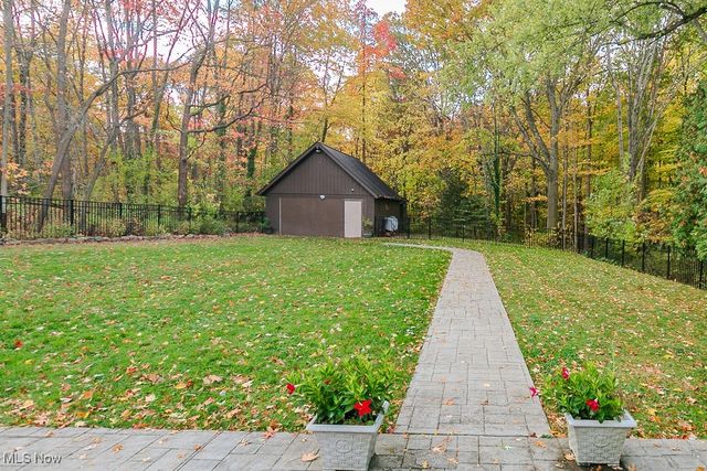 36280 Eddy Road, Willoughby Hills, OH 44094