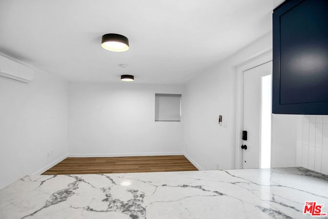 1021 N Genesee Avenue 12, West Hollywood, CA 90046