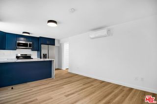 1021 N Genesee Avenue 12, West Hollywood, CA 90046