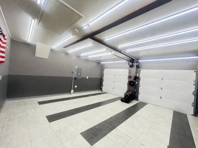 1105 Prairie Heights Drive, Fort Worth, TX 76108