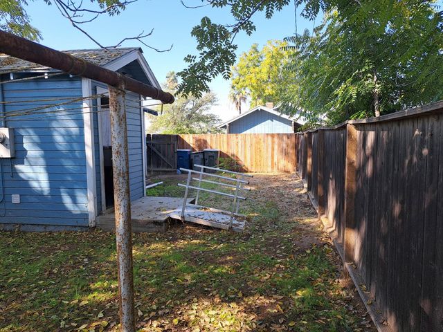 733 S Boyd Avenue, Fresno, CA 93702