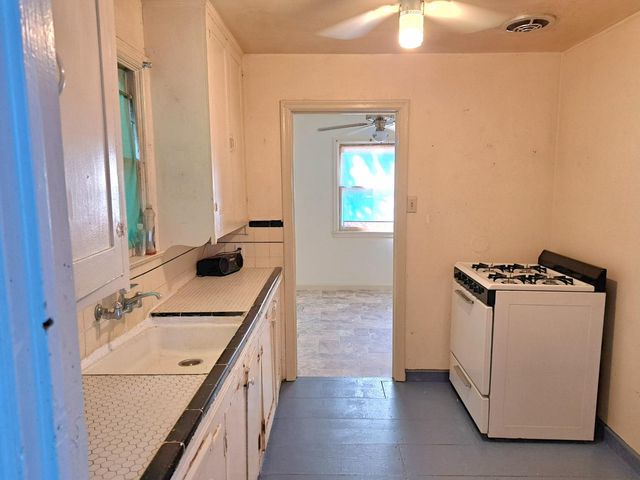 733 S Boyd Avenue, Fresno, CA 93702