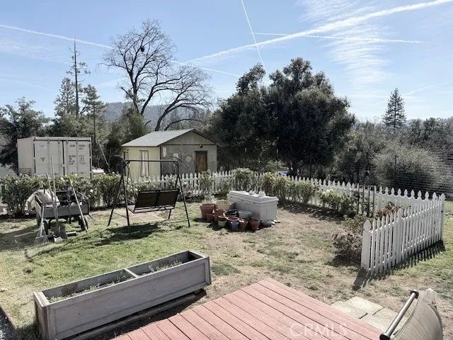 39468 Summit Drive, Oakhurst, CA 93644