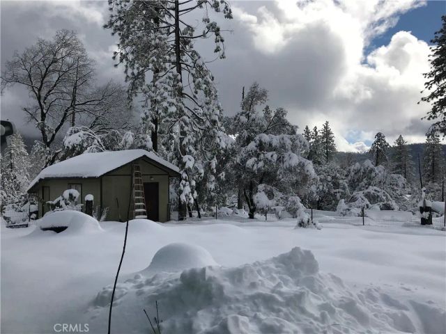 39468 Summit Drive, Oakhurst, CA 93644