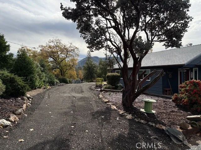 39468 Summit Drive, Oakhurst, CA 93644