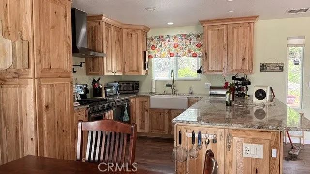 39468 Summit Drive, Oakhurst, CA 93644