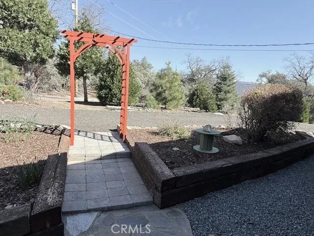 39468 Summit Drive, Oakhurst, CA 93644