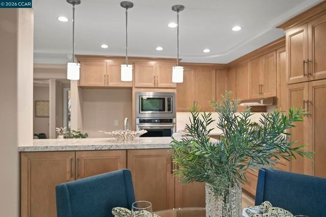 1145 Leisure Ln 2, Walnut Creek, CA 94595