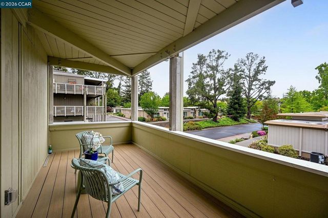 1145 Leisure Ln 2, Walnut Creek, CA 94595