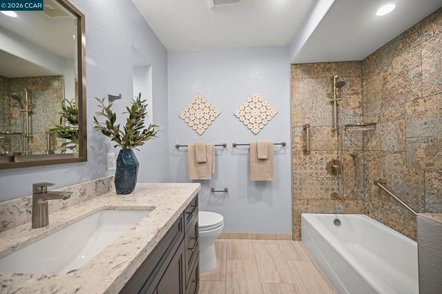 1145 Leisure Ln 2, Walnut Creek, CA 94595