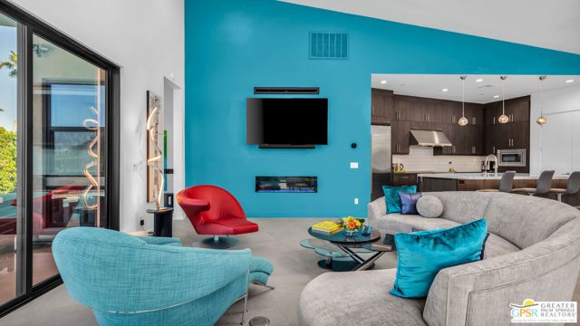 4321 Lumina Way, Palm Springs, CA 92262